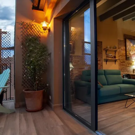 Aparthotel Priorat 3*